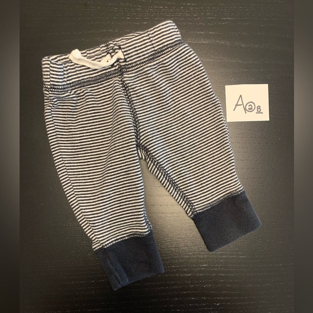 ⭐️5/$10.00⭐️ Carter’s NB Striped Pants